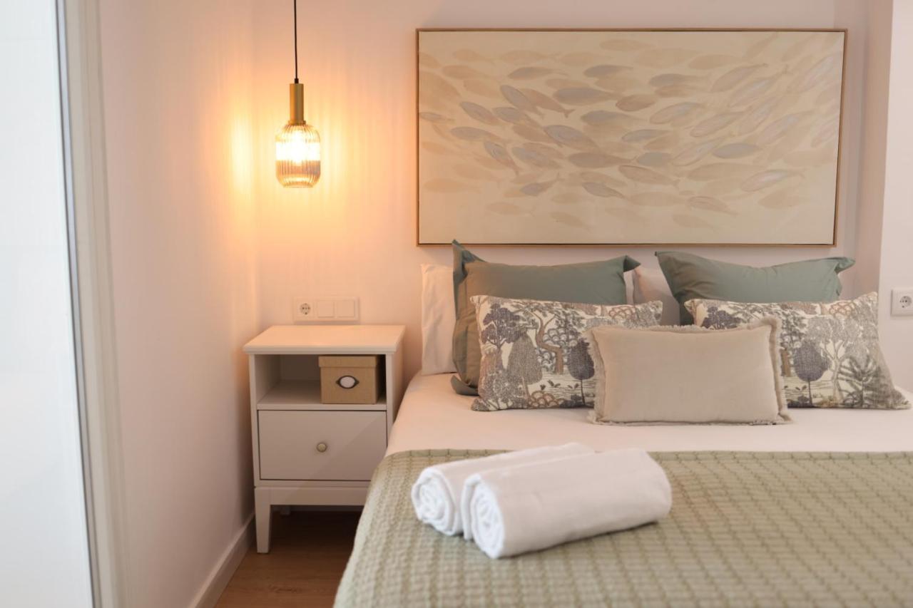 Florit Flats - The Apolo Apartment Valencia Exteriör bild