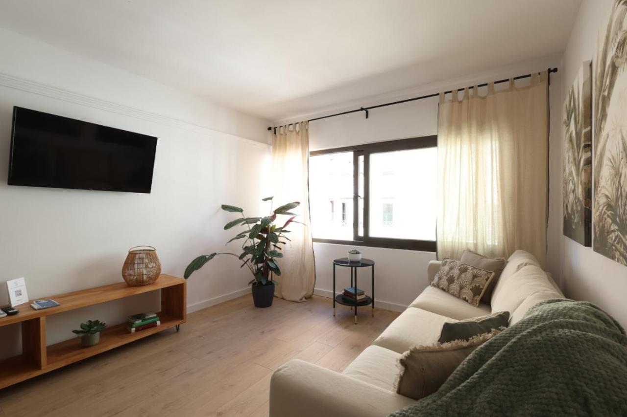 Florit Flats - The Apolo Apartment Valencia Exteriör bild