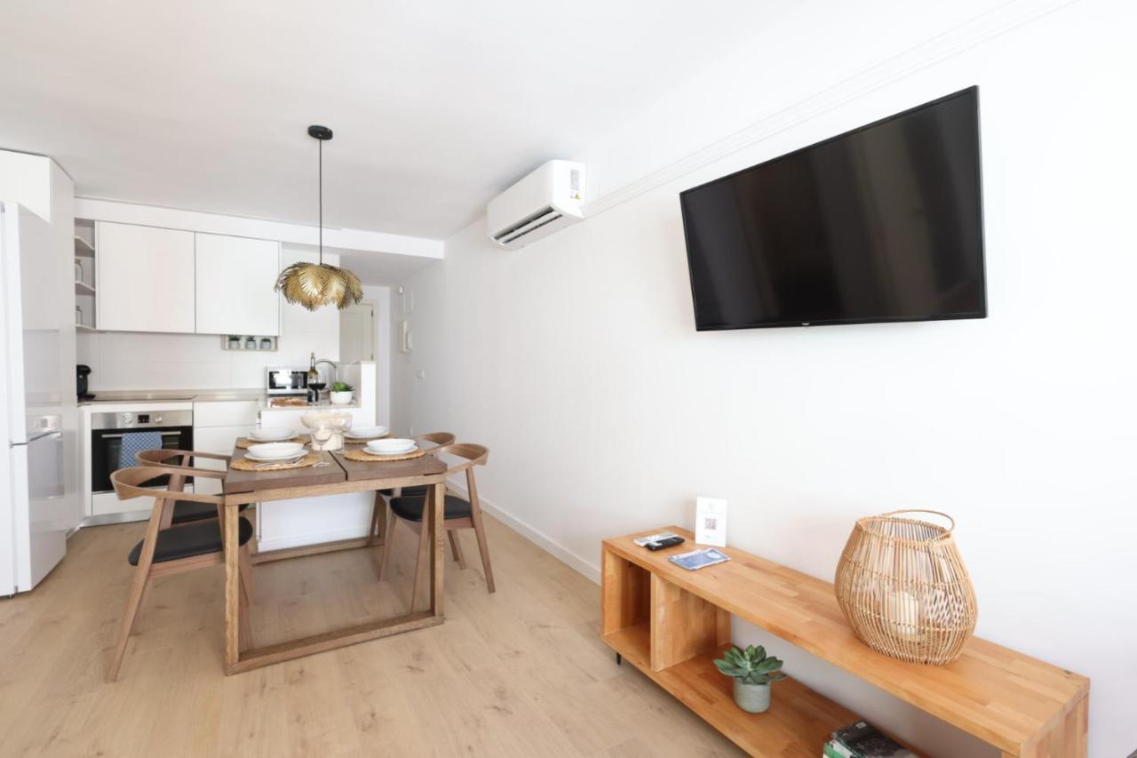 Florit Flats - The Apolo Apartment Valencia Exteriör bild